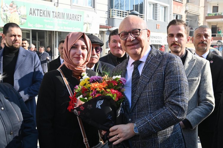 Başkan Ergün’e Kırkağaç’ta coşkulu karşılama