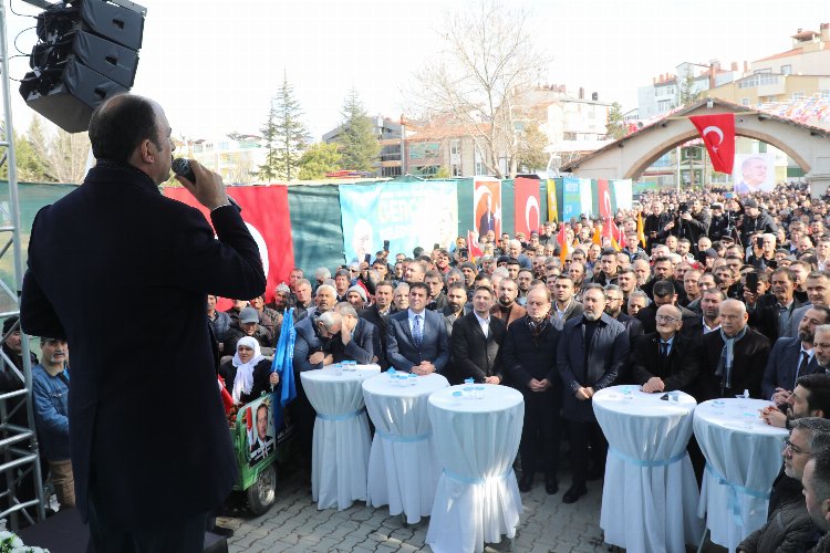 Konya’da Başkan Altay vatandaşlarla buluşuyor