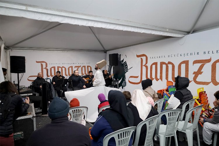 Ramazan Sokağı’nda nostaljik bir akşam