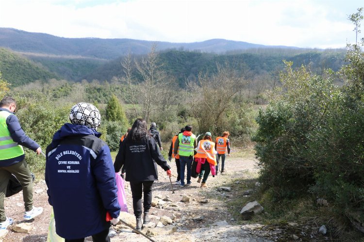 Şile Hacıllı Şelalesi atıklardan arındırıldı