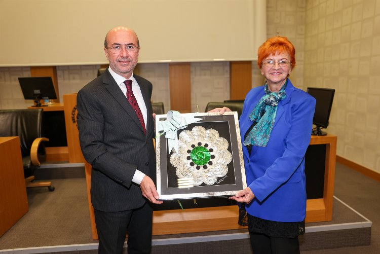 Bosna Hersekli kursiyler Konya Selçuklu’da