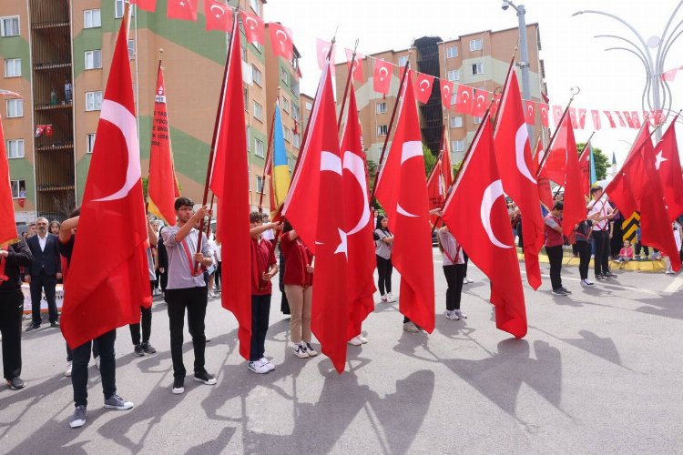 Çayırova’da 19 Mayıs coşkusu