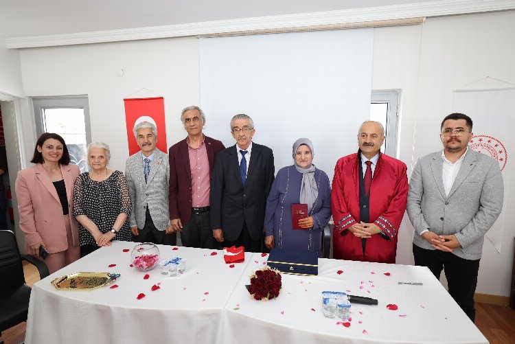 İkinci baharını yaşayan çiftin nikahını Başkan Büyükgöz kıydı