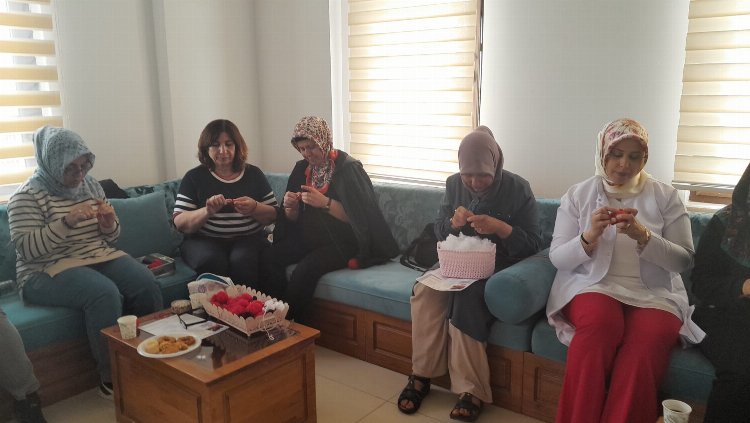 Kızılay’ın gönüllülerinden iyilik örgüsü