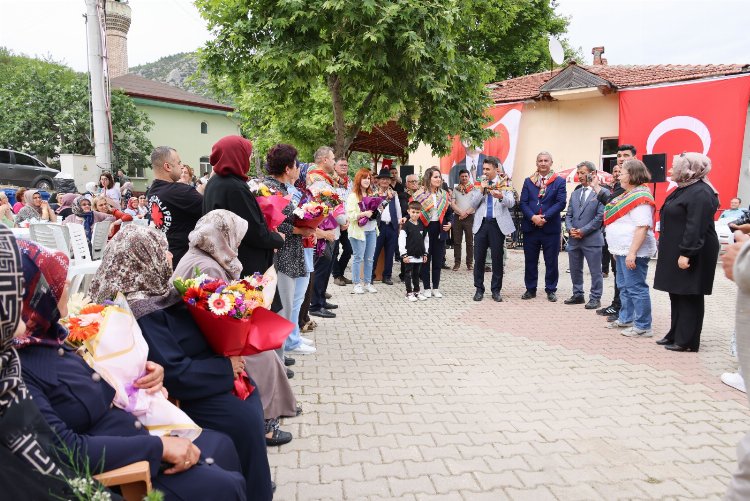 Vali Aygöl 19 Mayıs etkinliklerine katıldı