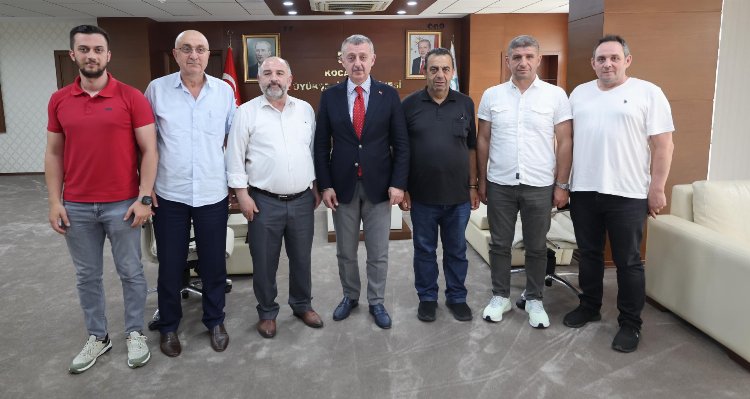 “Dünya soykırımları canlı canlı izliyor”