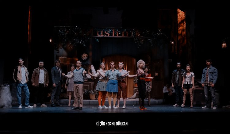 Bursa Devlet Tiyatrosu’na üç ödül birden