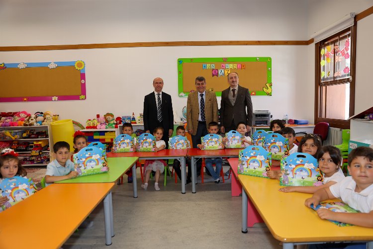 Konya Selçuklu protokolü karne sevincine ortak oldular