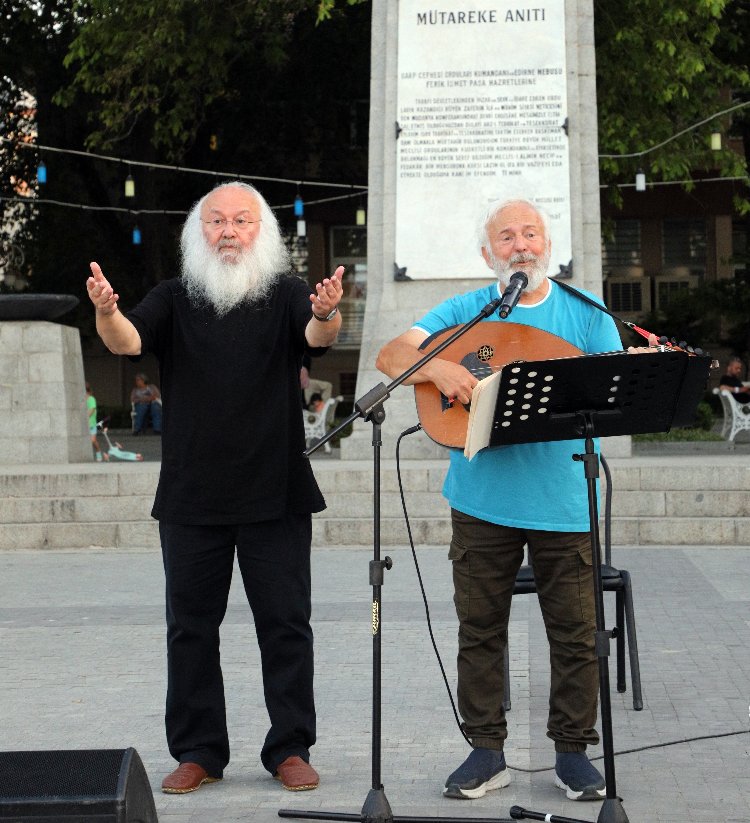 Nazım Hikmet Mudanya’da sanatla anıldı