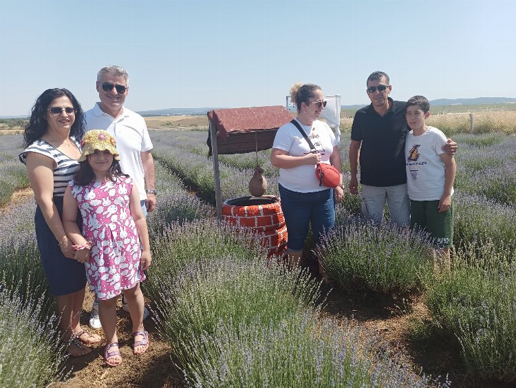 Önce lavanta bahçesi, sonra düğün!