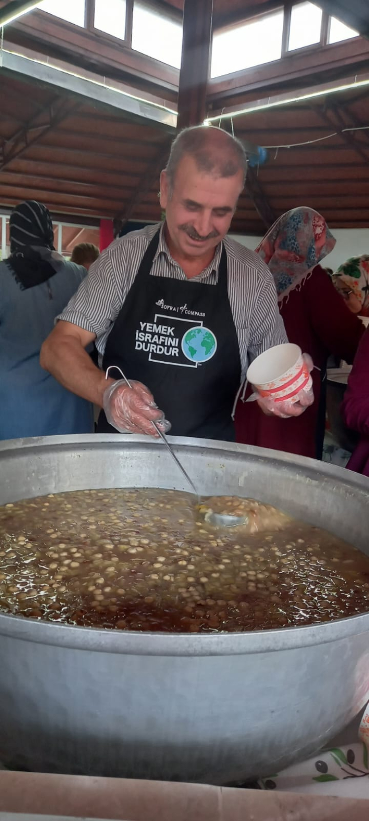 Güneş Spor Kulübü’nden geleneksel aşure ikramı